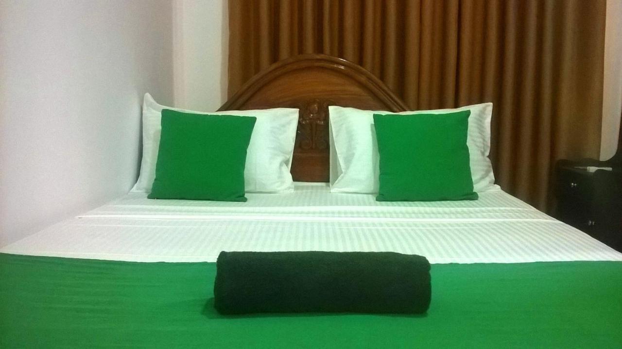 Sandhara Home Stay Tangalle Exterior foto